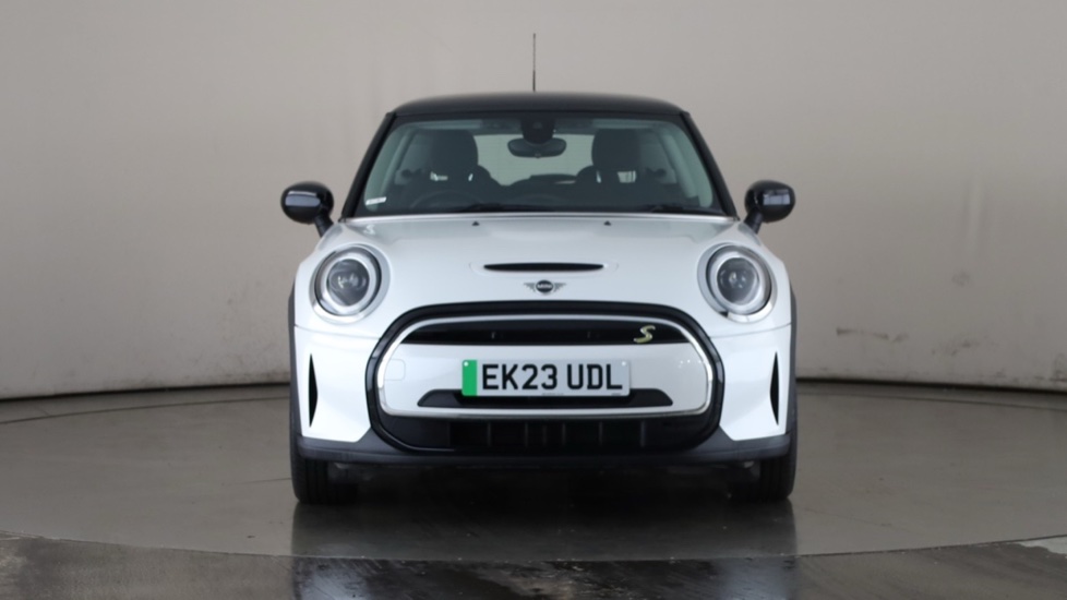 MINI HATCHBACK Image 8