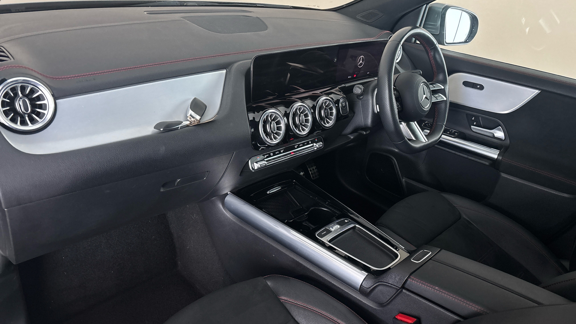 4020933 EQA 250+ 140kW AMG Line Premium 70.5kWh 5dr Auto