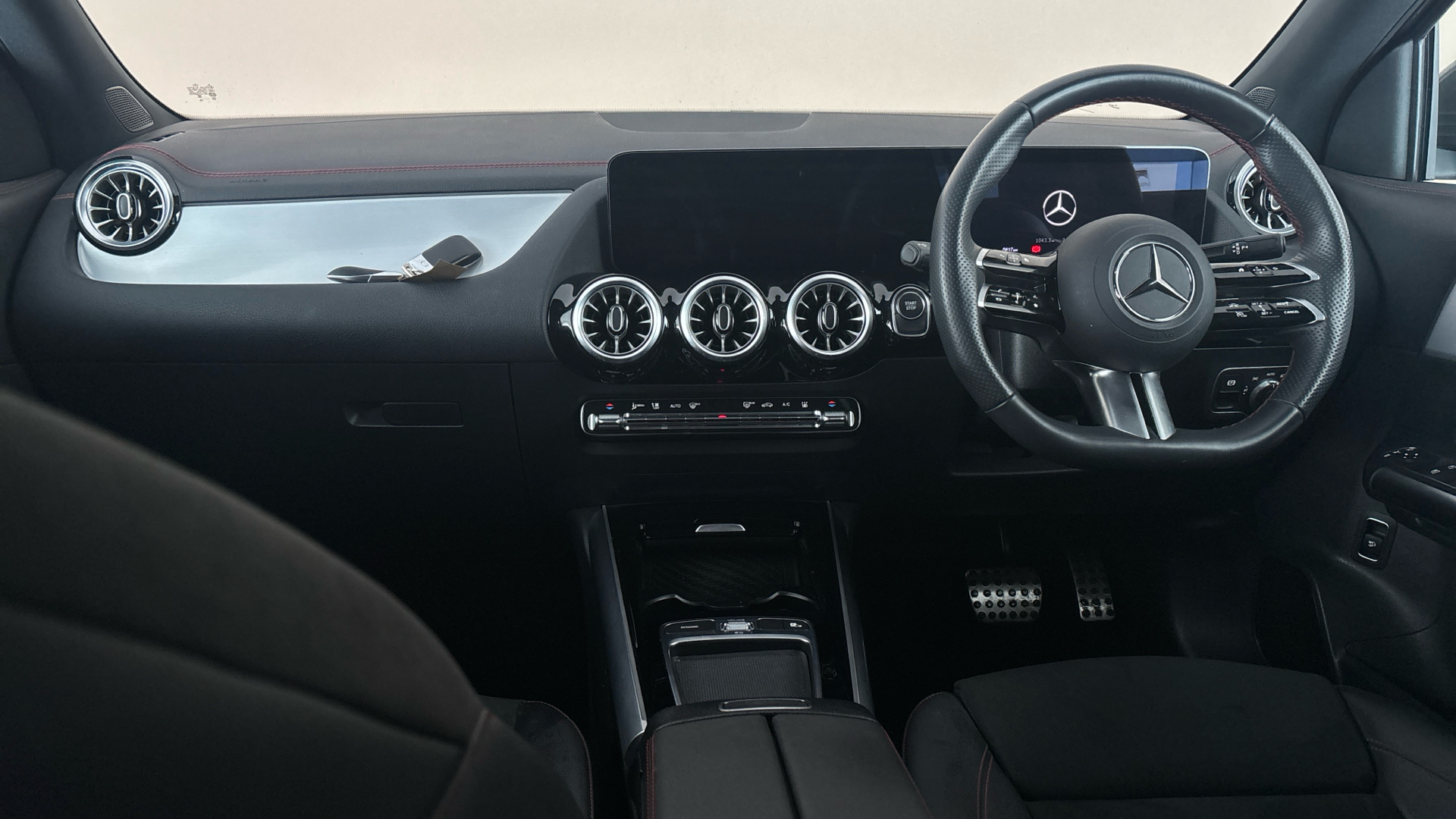 4020933 EQA 250+ 140kW AMG Line Premium 70.5kWh 5dr Auto