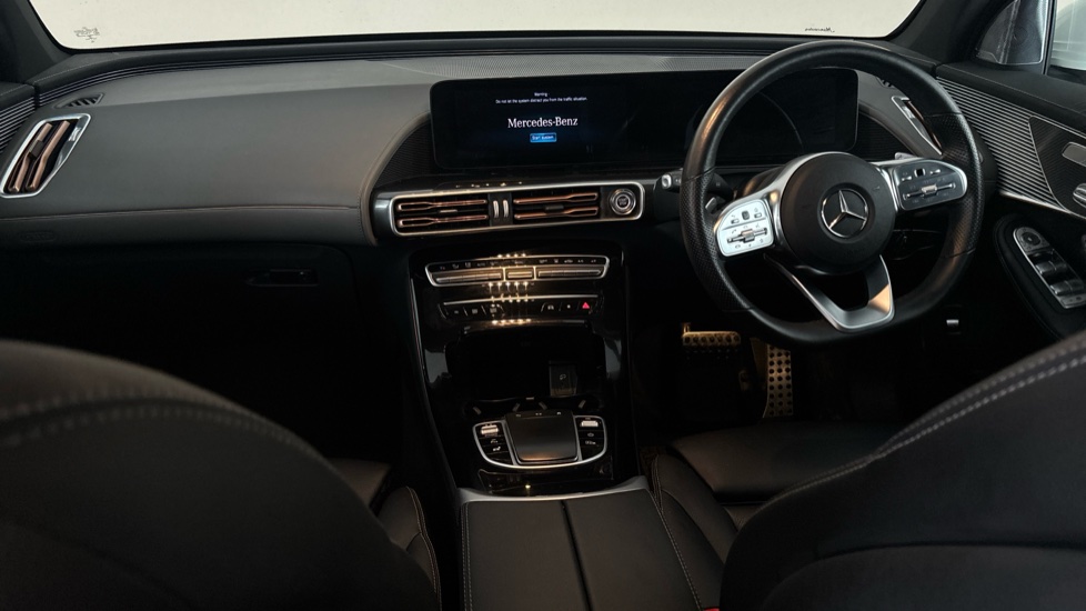 MERCEDES EQC Image 11