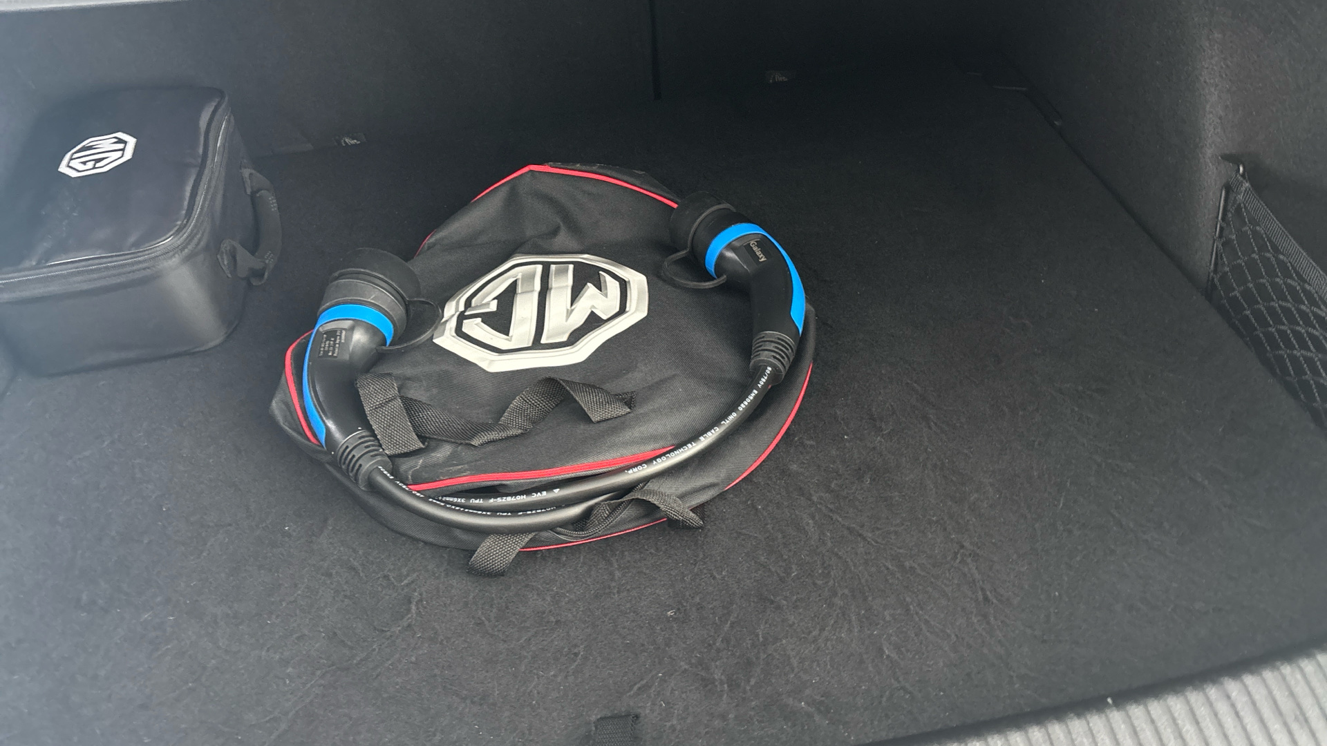 4020728 115kW Exclusive EV 61kWh 5dr Auto