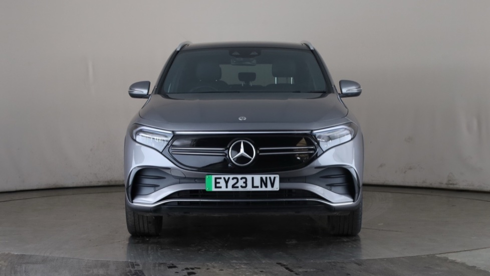 MERCEDES EQA Image 8