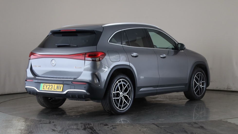 MERCEDES EQA Image 5