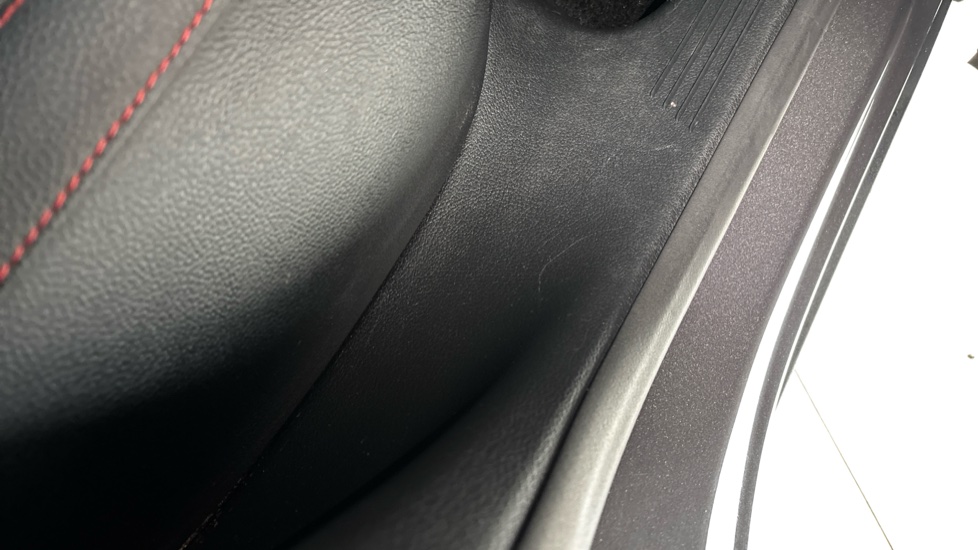 MERCEDES EQA Scratches