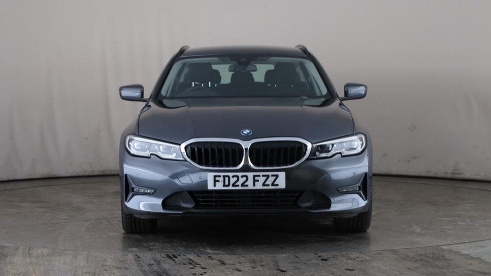 BMW 3 SERIES Image 8