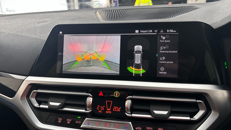 BMW 3 SERIES reverse camera