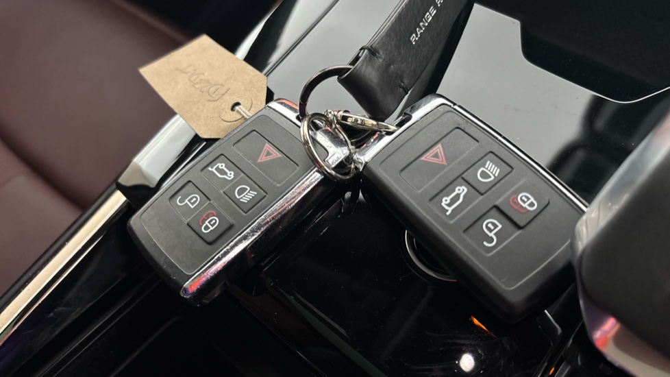 LAND ROVER RANGE ROVER SPORT 2 keys