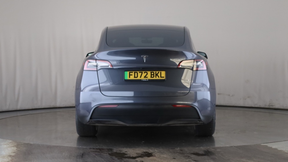 TESLA MODEL Y Image 4