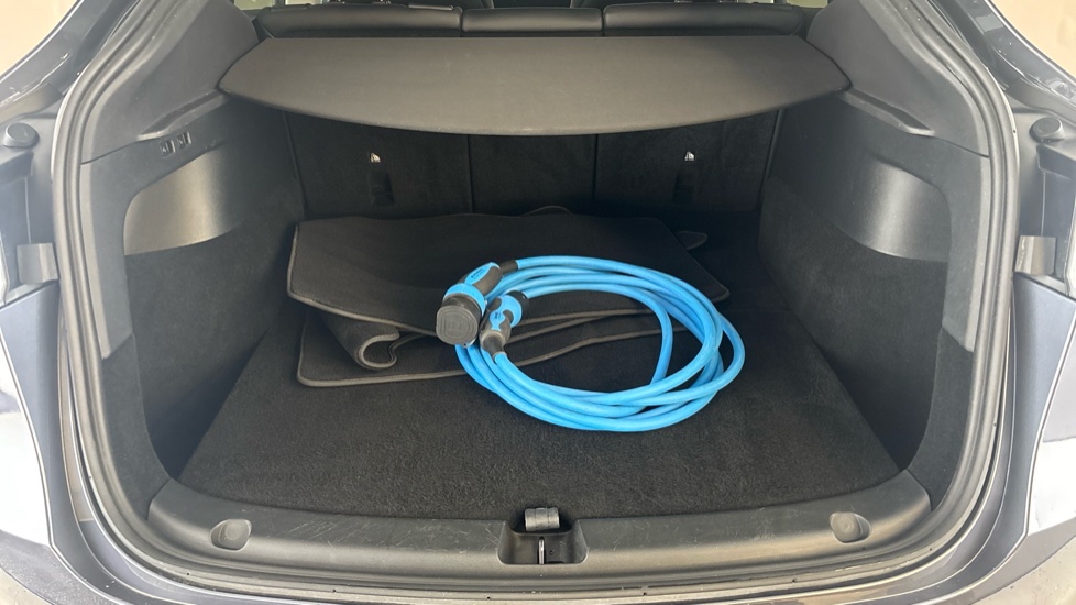 TESLA MODEL Y Image 15