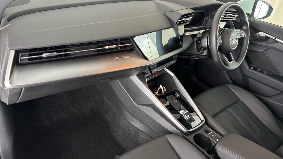 AUDI A3 Image 10