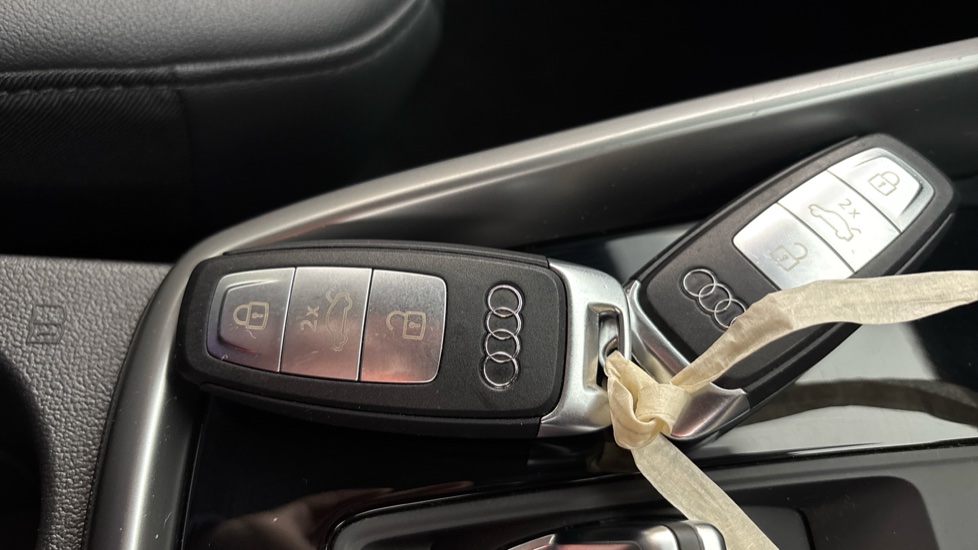 AUDI A3 2 keys