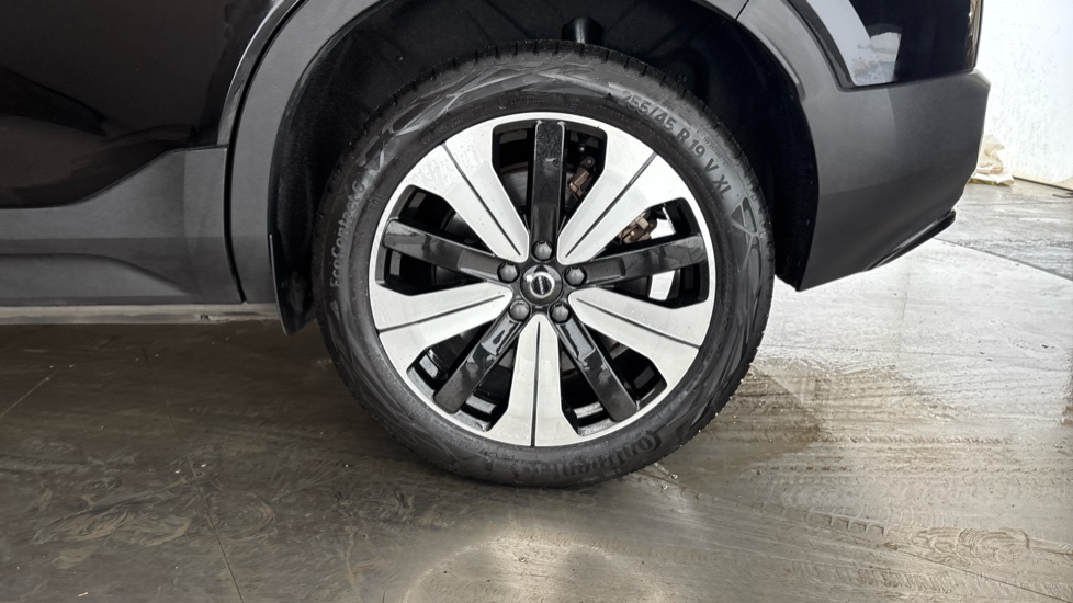 VOLVO XC40 Image 18