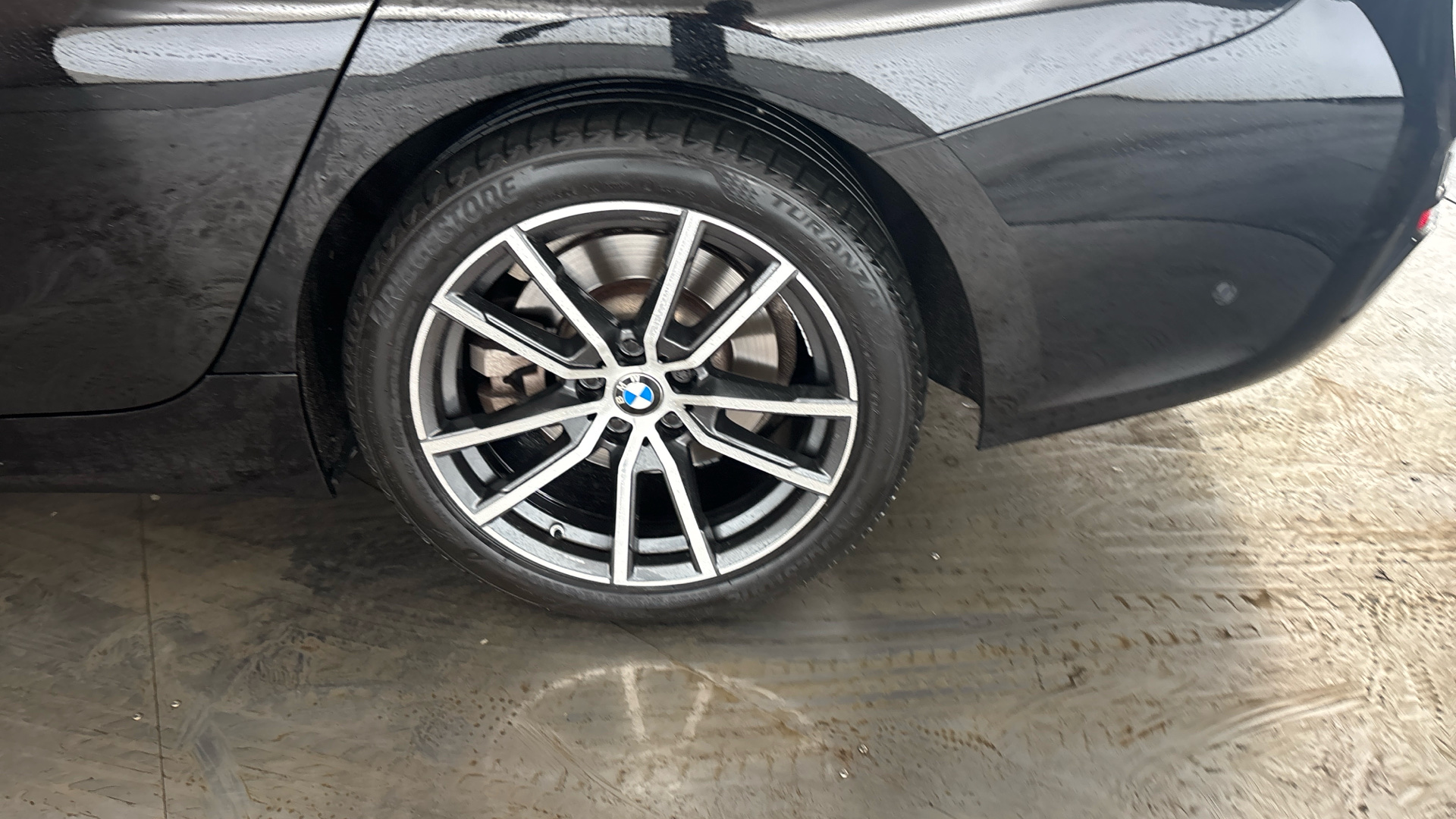 4020640 330e Sport Pro 5dr Step Auto