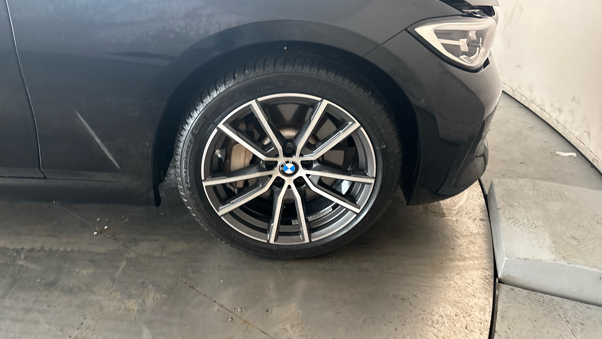 4020640 330e Sport Pro 5dr Step Auto