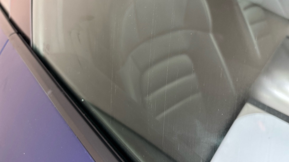PORSCHE TAYCAN Scratches