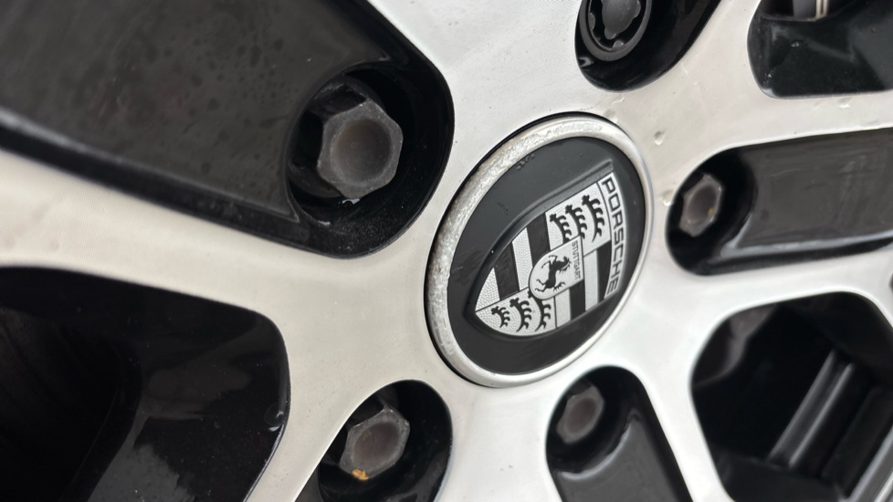 PORSCHE TAYCAN Corrosion