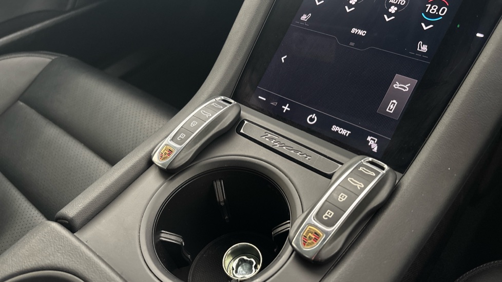 PORSCHE TAYCAN 2 keys available