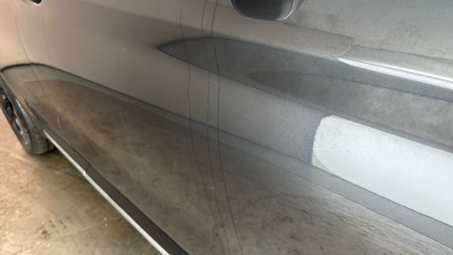 4027750 210kW Premier Edition 80kWh 5dr Auto