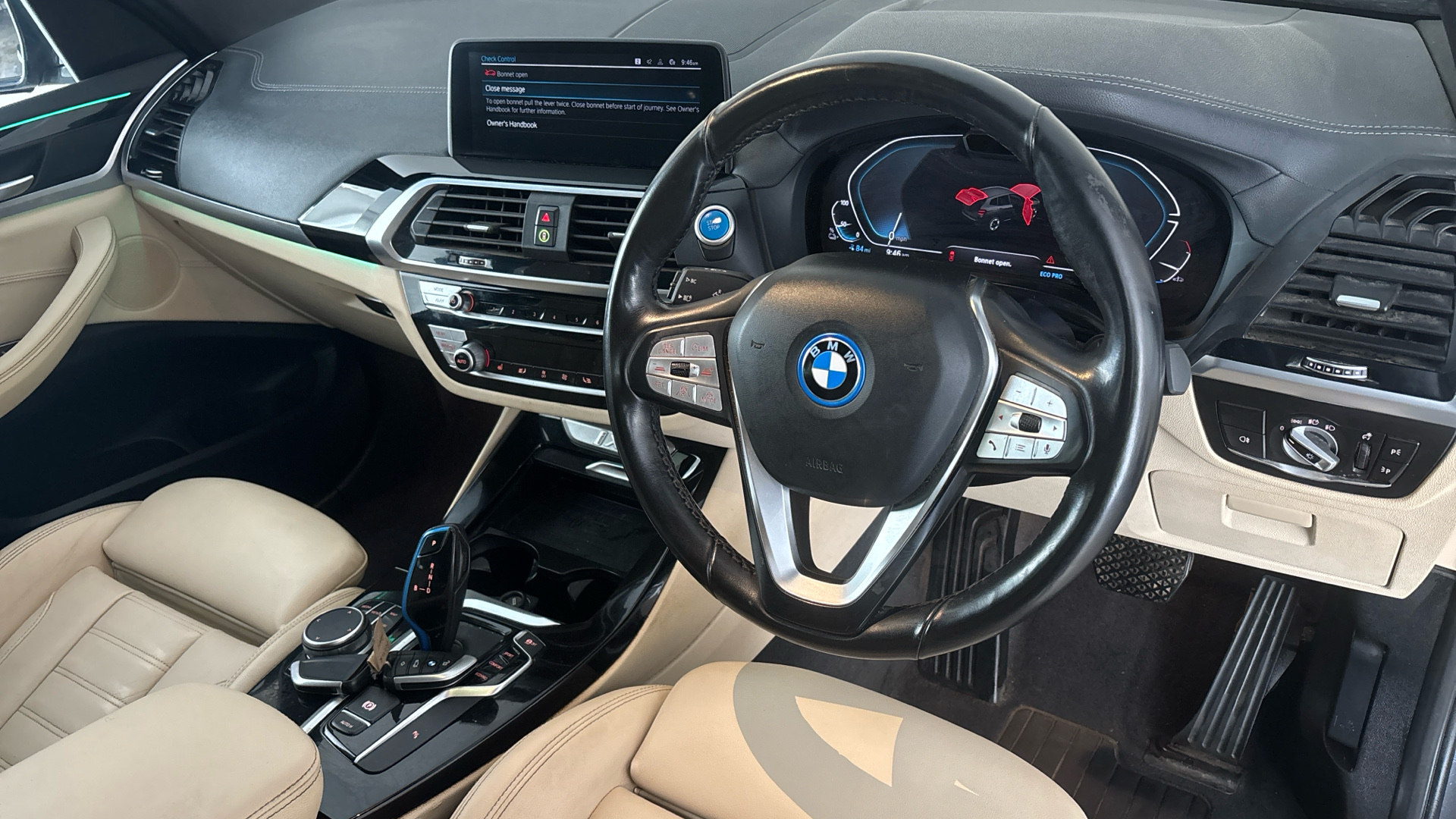 4027750 210kW Premier Edition 80kWh 5dr Auto