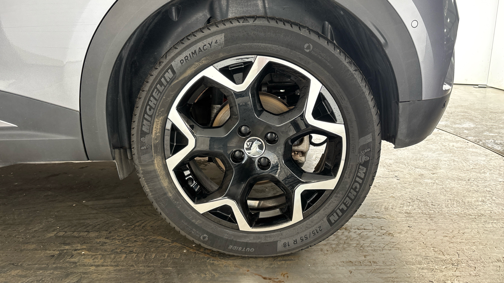 4027745 100kW Ultimate 50kWh 5dr Auto