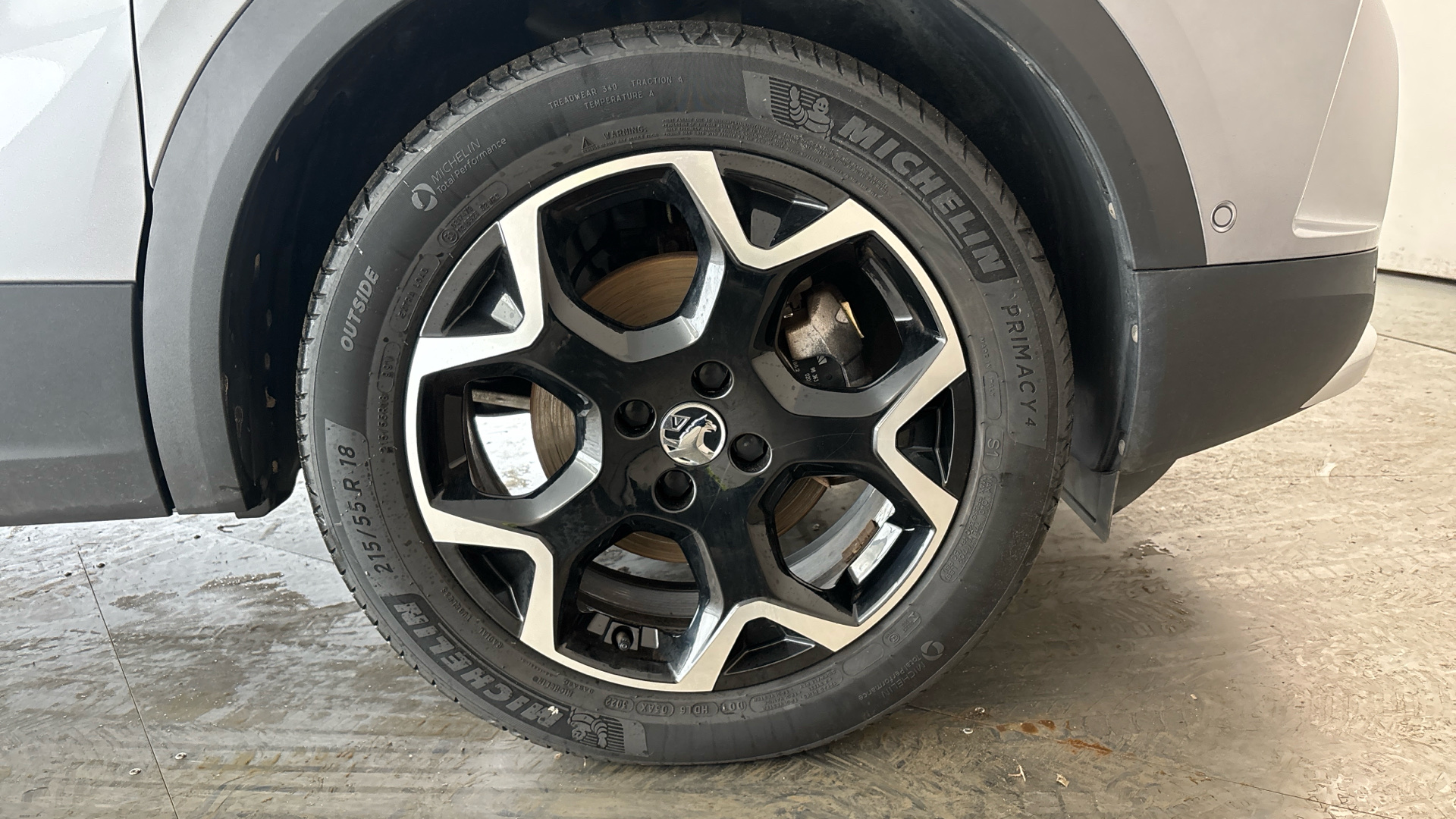 4027745 100kW Ultimate 50kWh 5dr Auto