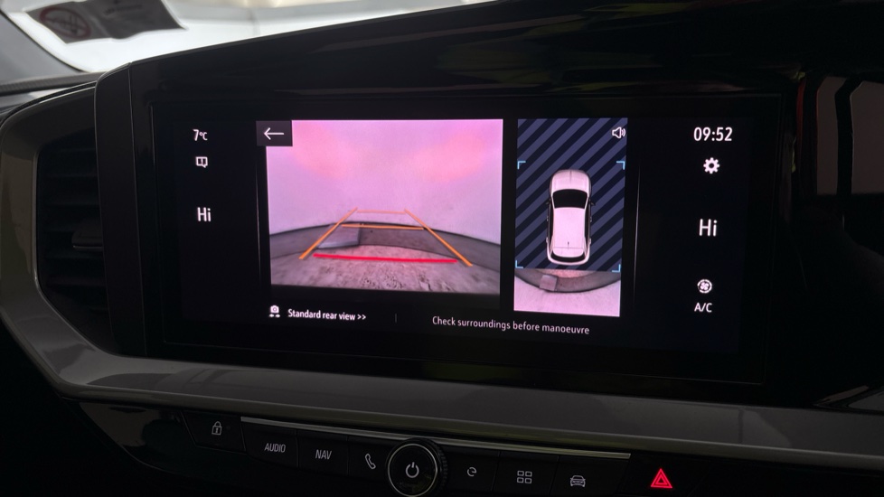 Vauxhall Mokka reverse camera