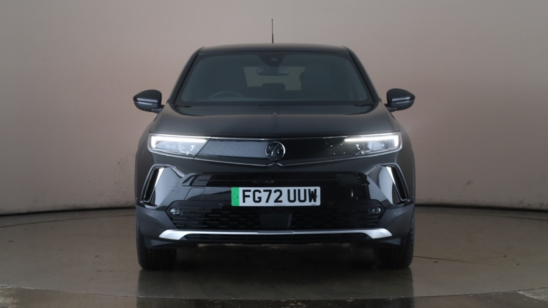 4027786 100kW Ultimate Edition 50kWh 5dr Auto