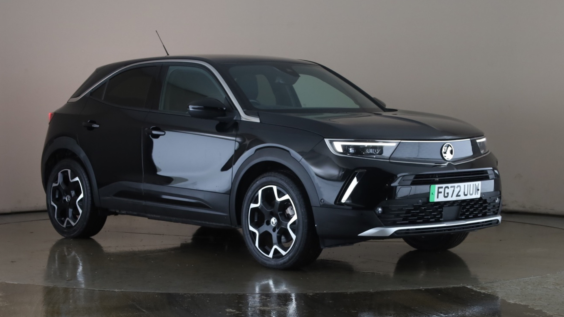 4027786 100kW Ultimate Edition 50kWh 5dr Auto