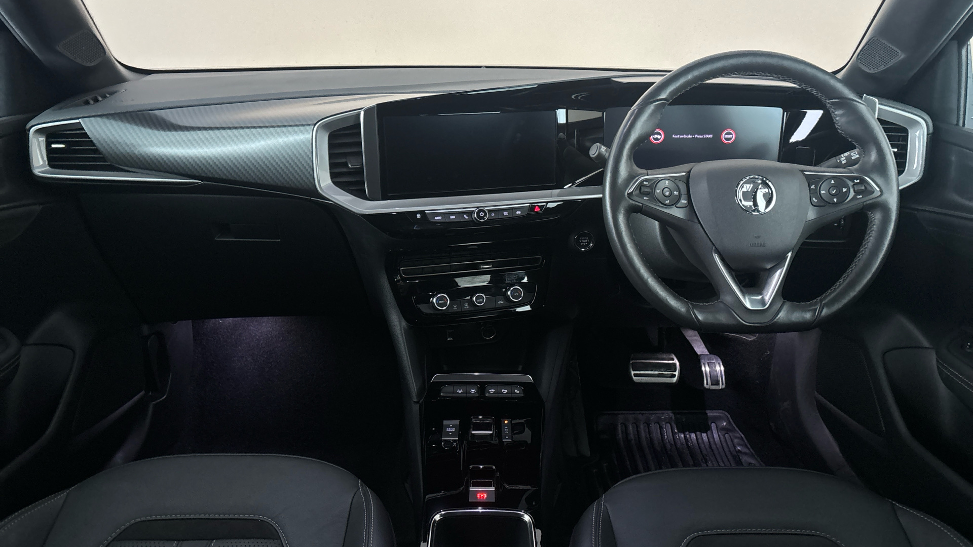 4027786 100kW Ultimate Edition 50kWh 5dr Auto