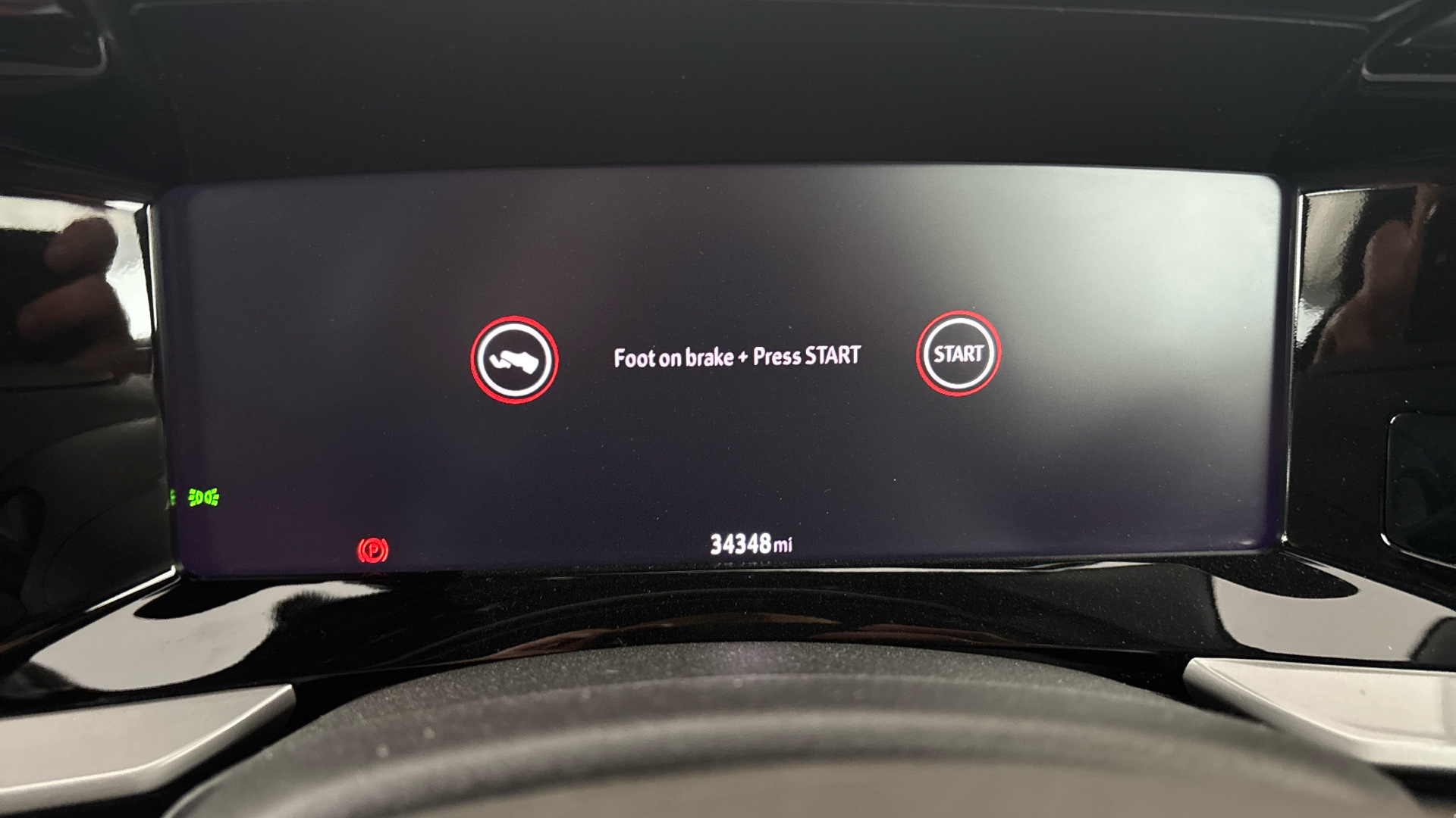 4027786 100kW Ultimate Edition 50kWh 5dr Auto