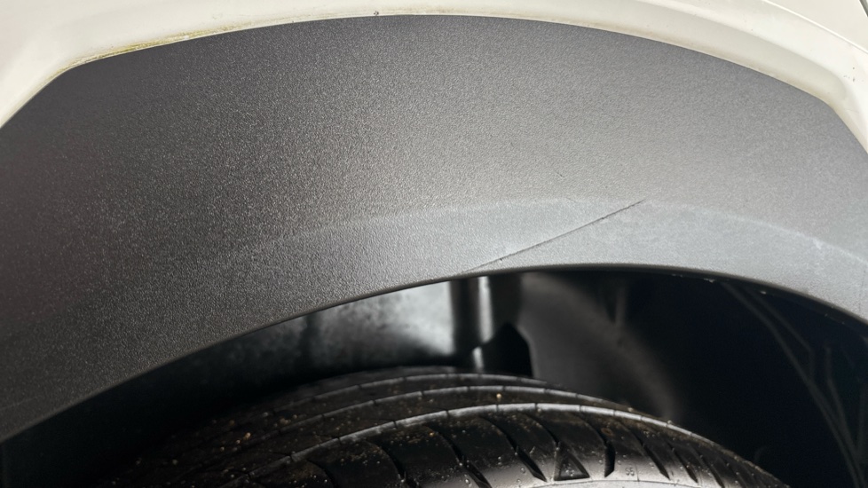 VAUXHALL MOKKA Scratches