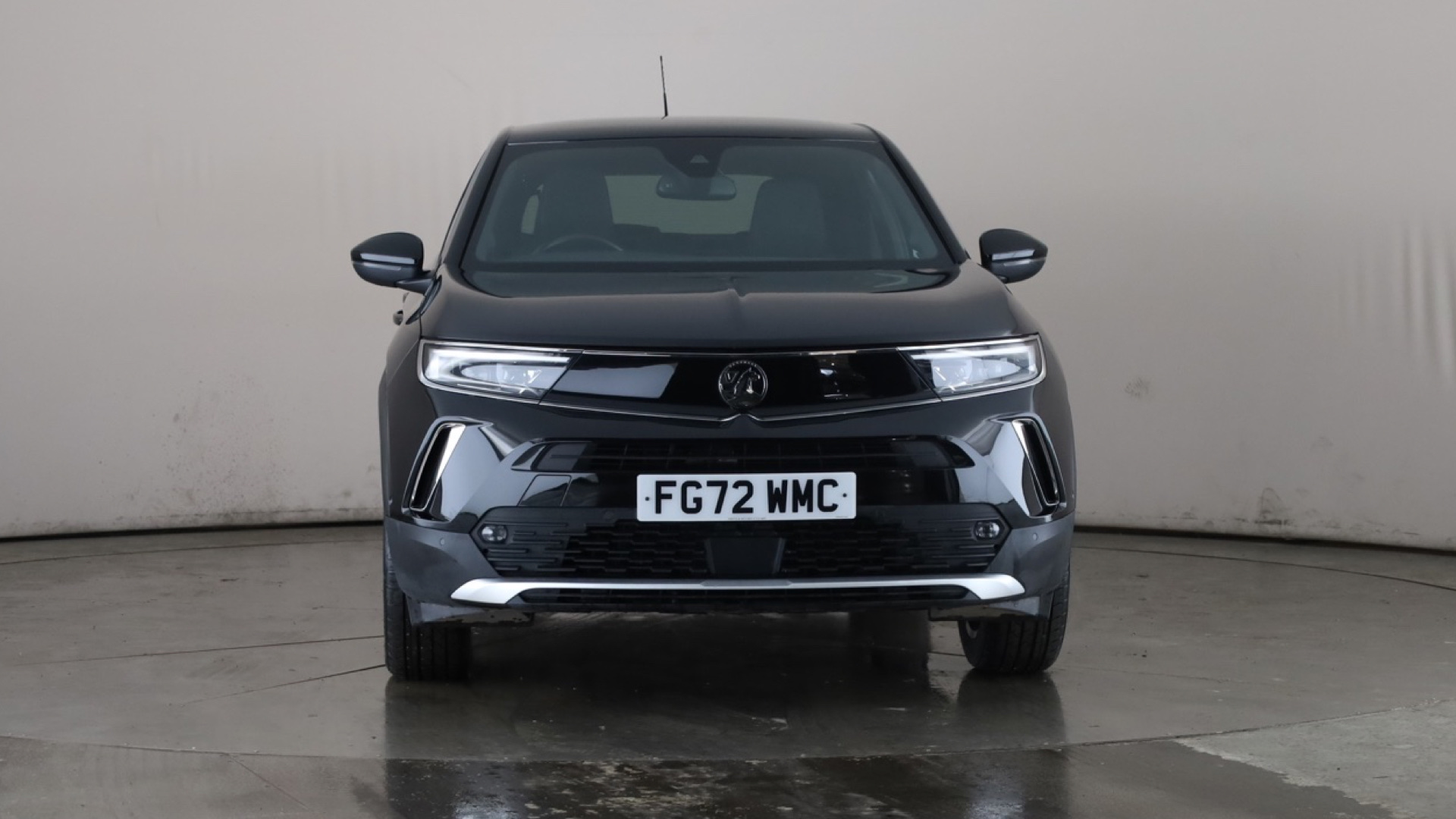 4049080 100kW Ultimate 50kWh 5dr Auto