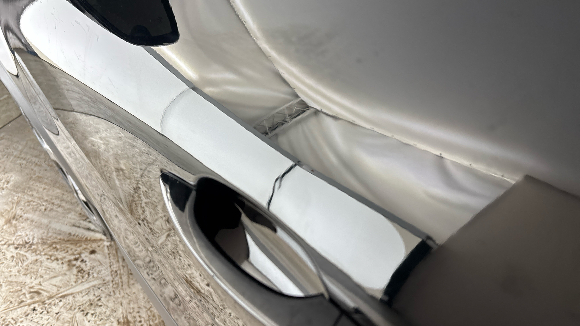 4049080 100kW Ultimate 50kWh 5dr Auto