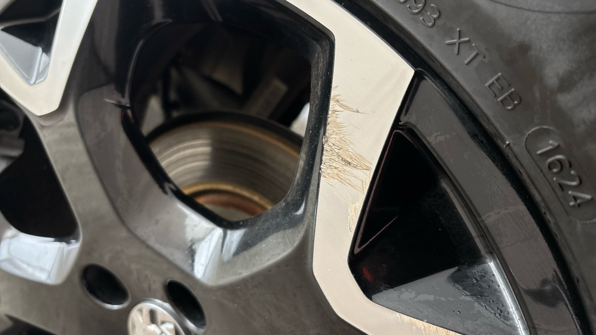 4049080 100kW Ultimate 50kWh 5dr Auto