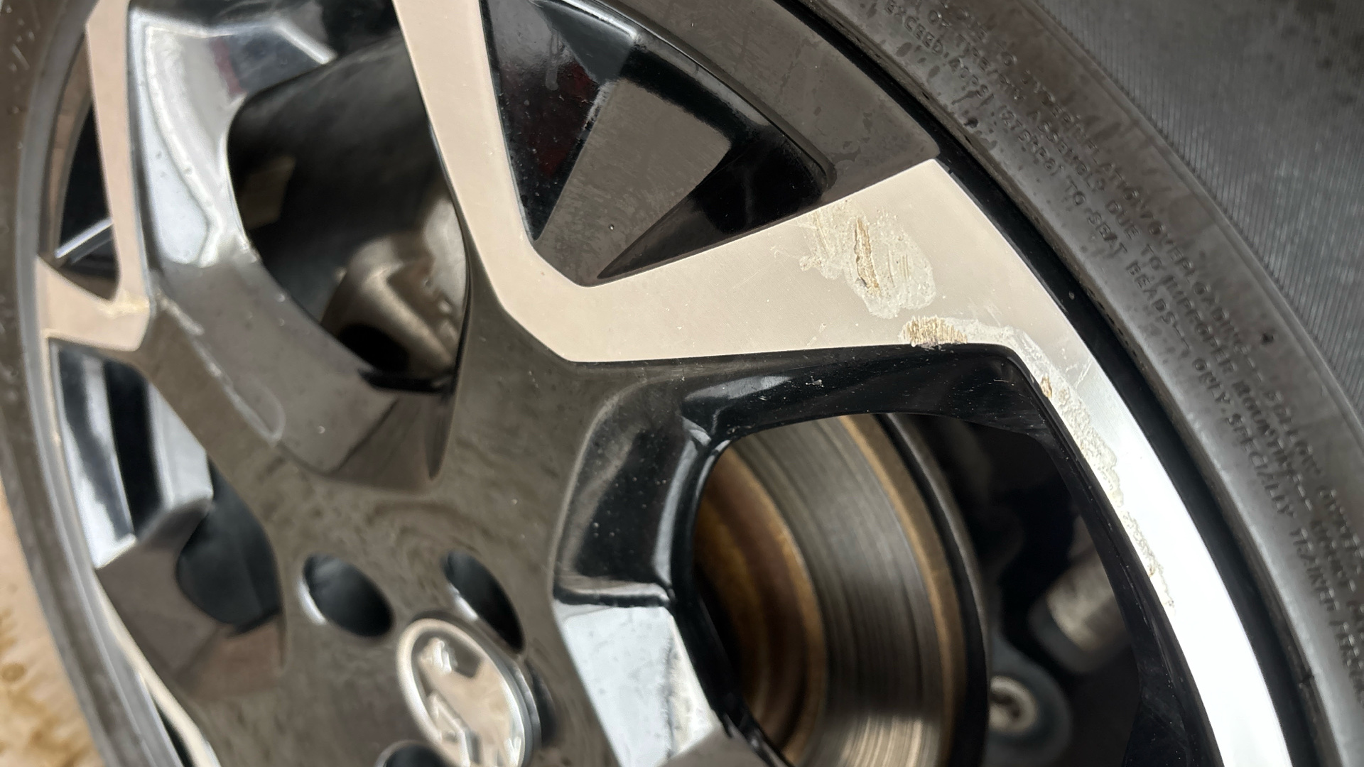 4049080 100kW Ultimate 50kWh 5dr Auto