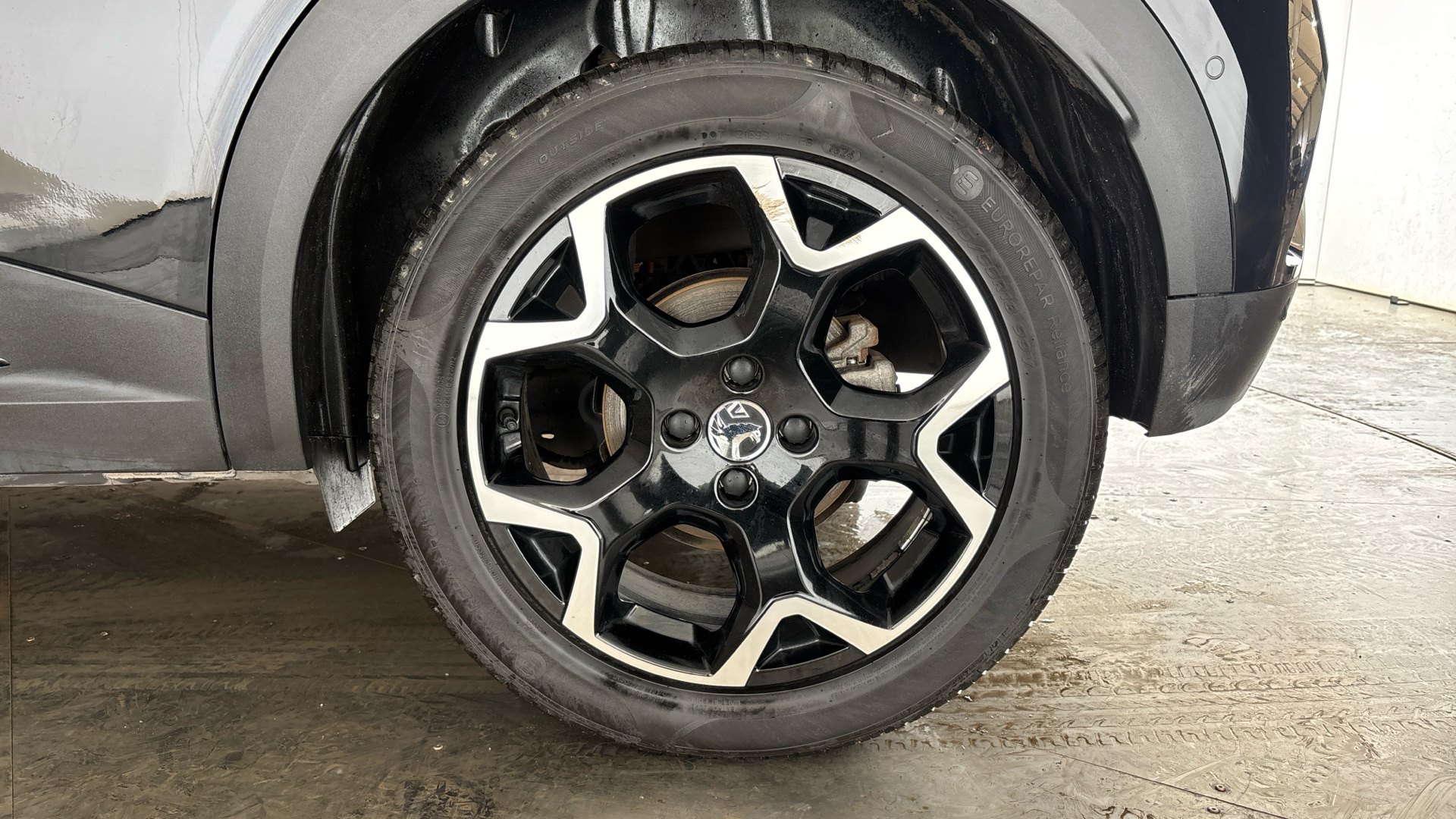 4049080 100kW Ultimate 50kWh 5dr Auto