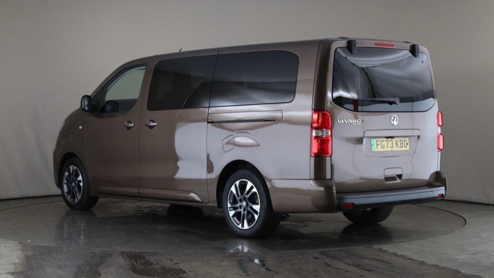 VAUXHALL VIVARO LIFE Image 3
