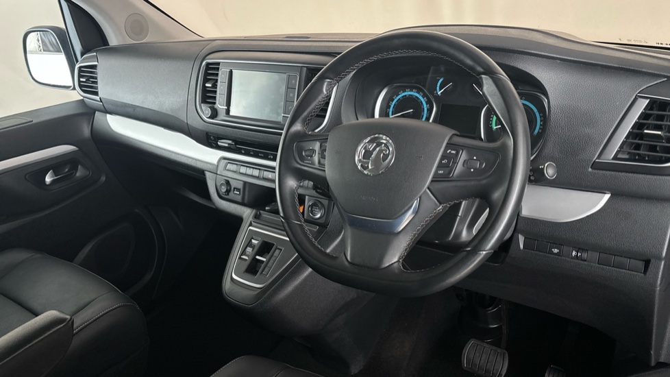 VAUXHALL VIVARO LIFE Image 9