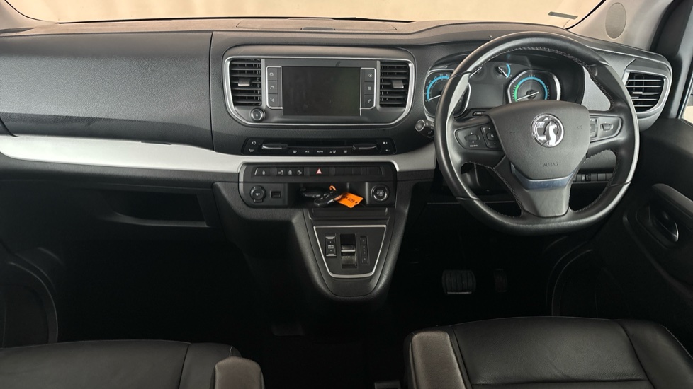 VAUXHALL VIVARO LIFE Image 11