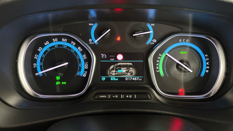 VAUXHALL VIVARO LIFE Image 13