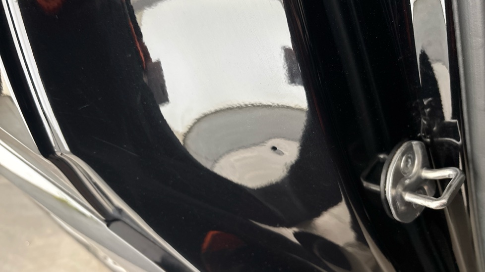 VOLVO XC90 dent