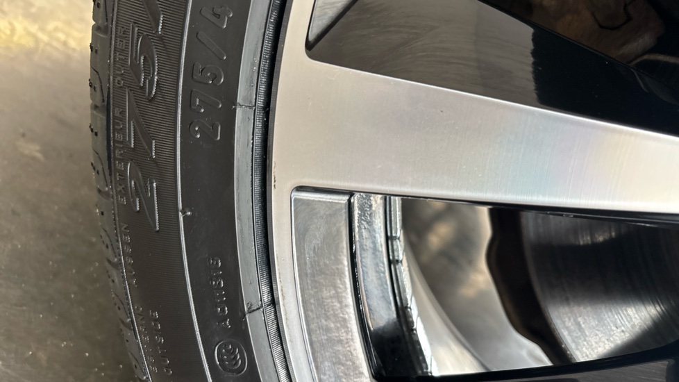 VOLVO XC90 scuff