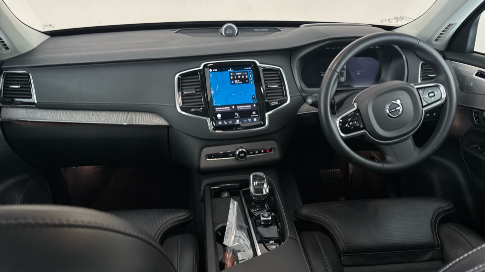 VOLVO XC90 Image 11