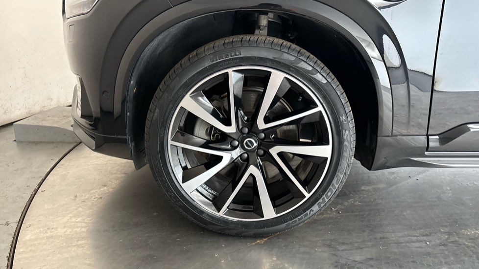 VOLVO XC90 Image 17