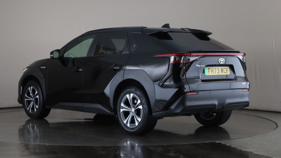 TOYOTA BZ4X Image 3