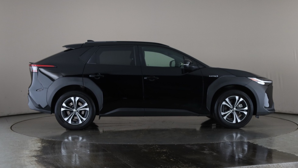 TOYOTA BZ4X Image 6