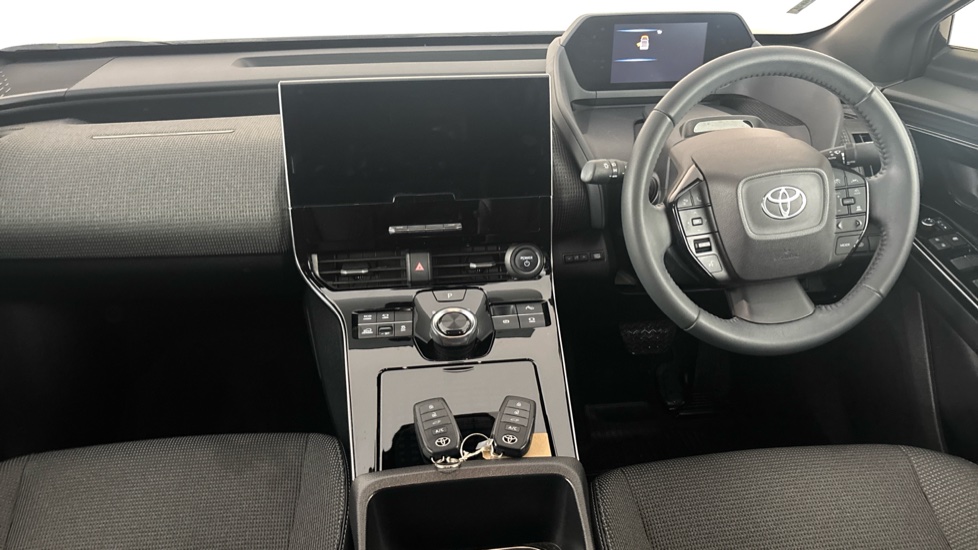 TOYOTA BZ4X Image 11