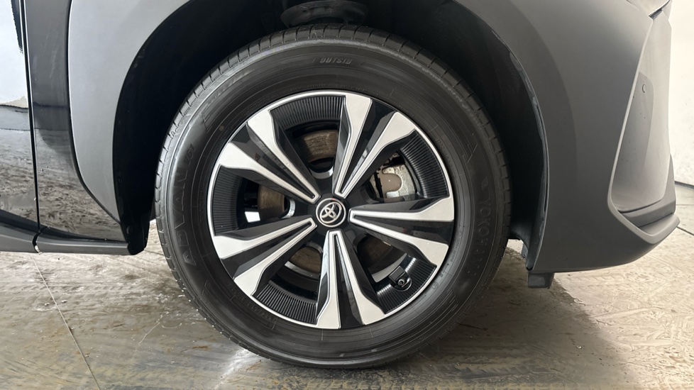 TOYOTA BZ4X Image 20
