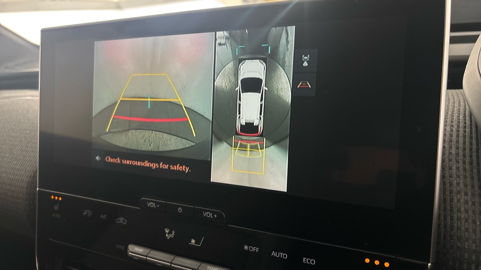 TOYOTA BZ4X Reverse camera