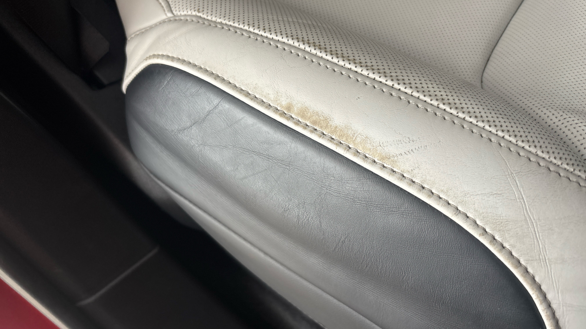 4020891 3.0 P510e First Edition 5dr Auto